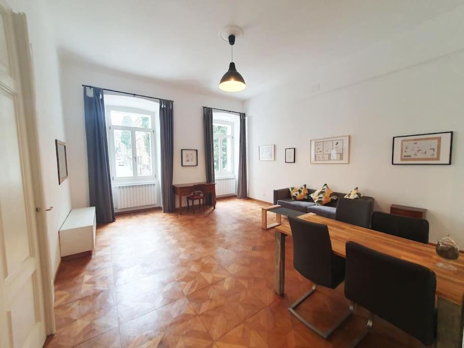 L'Arco Trieste Studio Living 1 Eksteriør billede